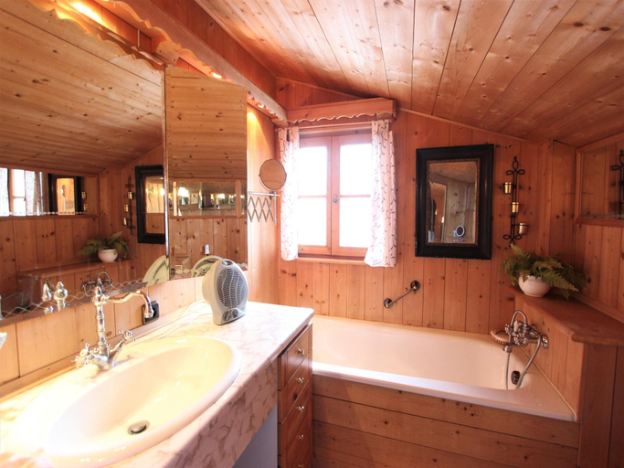Bathroom 5, Chalet in St Johann on Ski Slopes, Kitzbühel