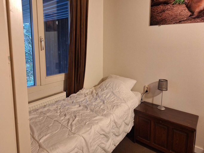 Bedroom 3, Chalet in Manhay for 9 Person, Luxembourg