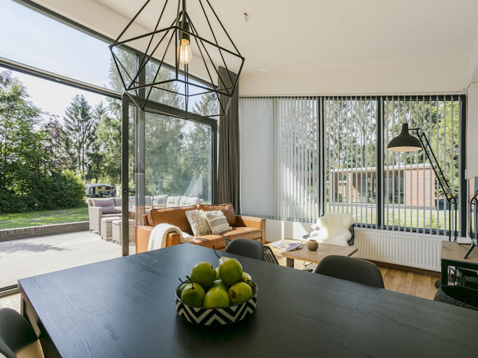 Others 5, Modern Forest Chalet, Wierden