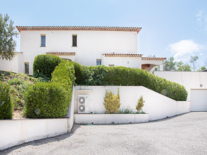 Exterior view 5, Villa in Le Plan-de-la-Tour with Pool, Var