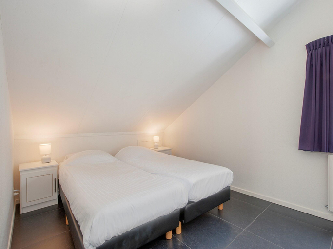 Bedroom 3, Villa in Arcen with Shower and sauna, Arcen en Velden