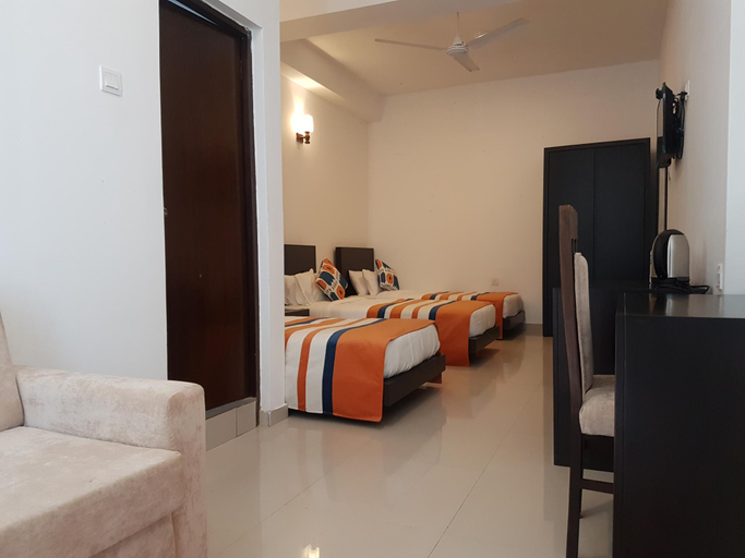 Bedroom 2, A One Hotel The Marine, Thimbirigasyaya