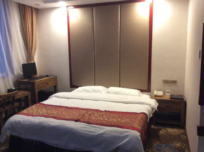 Bedroom 3, Home Huayi Selected Hotel (Xintai Pearl Plaza Store), Tai'an
