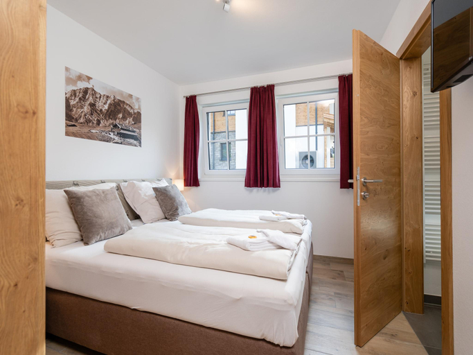 Bedroom 2, Chalet Muhlbach near Hochkonig Ski Lift, Sankt Johann im Pongau