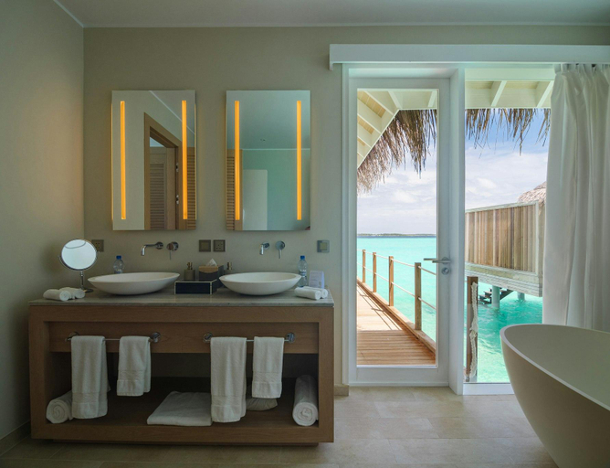 Bathroom, Baglioni Resort Maldives, Mulaku Atoll