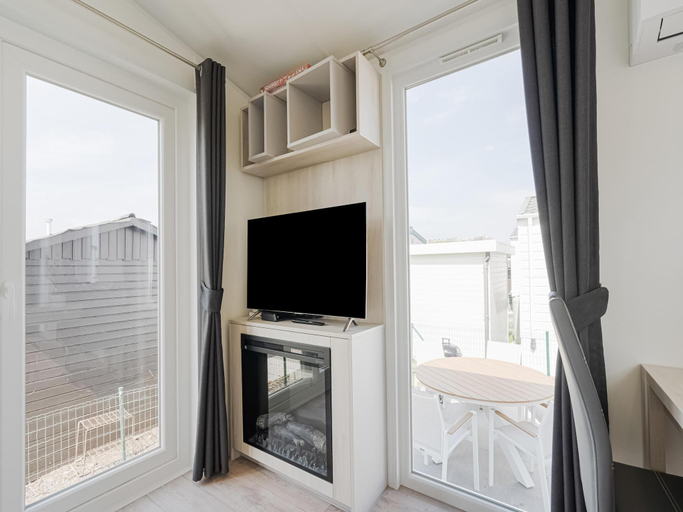 Interior view 3, Middelkerke Mobile Home with Garden, West-Vlaanderen