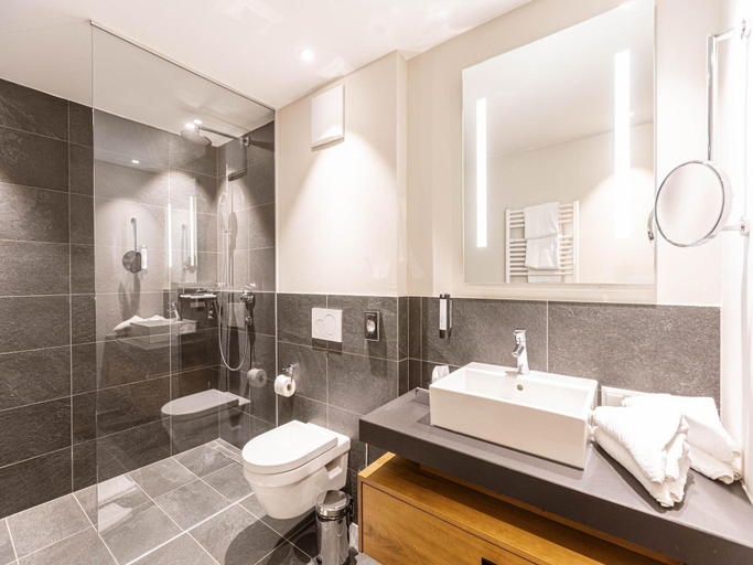 Bathroom 4, Welcoming chalet with balcony (No Deposit), Reutte