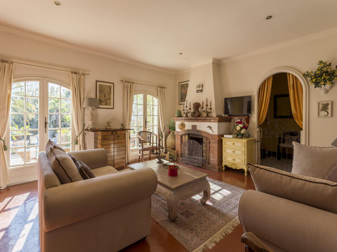Interior view 4, Frejus Villa With Private Pool & Beach, Var