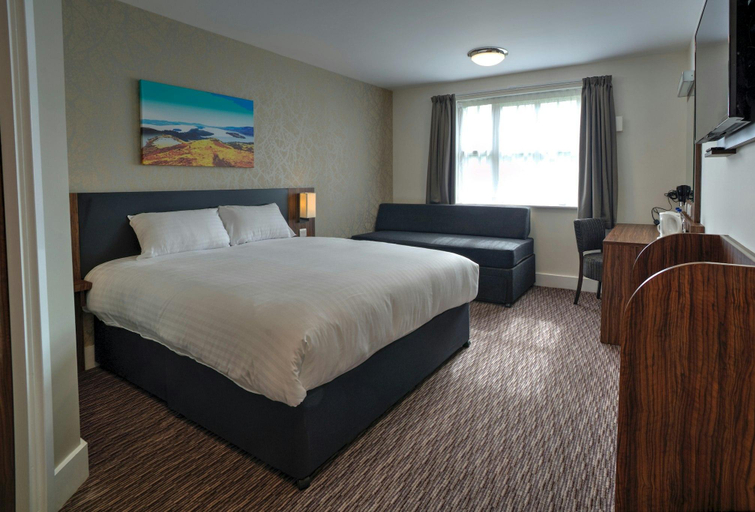 Bedroom 2, Chain Runner by Marston's Inns, West Lothian