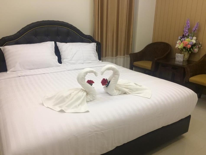 Bedroom 2, Sombat Resort, Pran Buri
