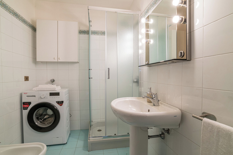 Bathroom 4, Casa Tranquillita Lario, Como