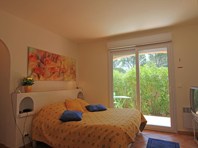 Bedroom 4, Villa in Bagnols near Sea with Pool, Var