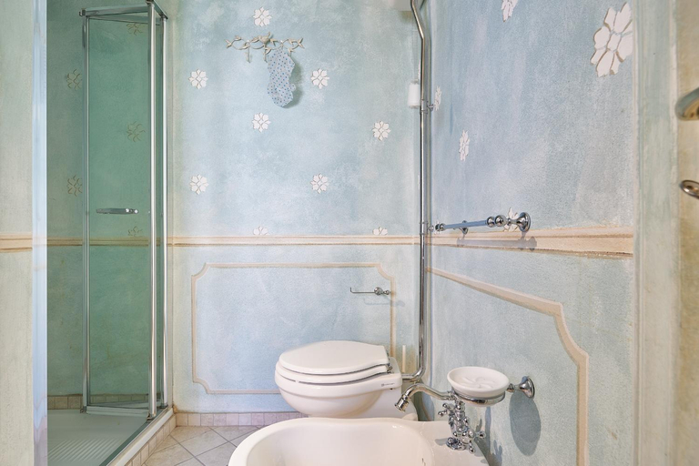 Facilities 5, The Grapefruit House - Villa con piscina, Savona
