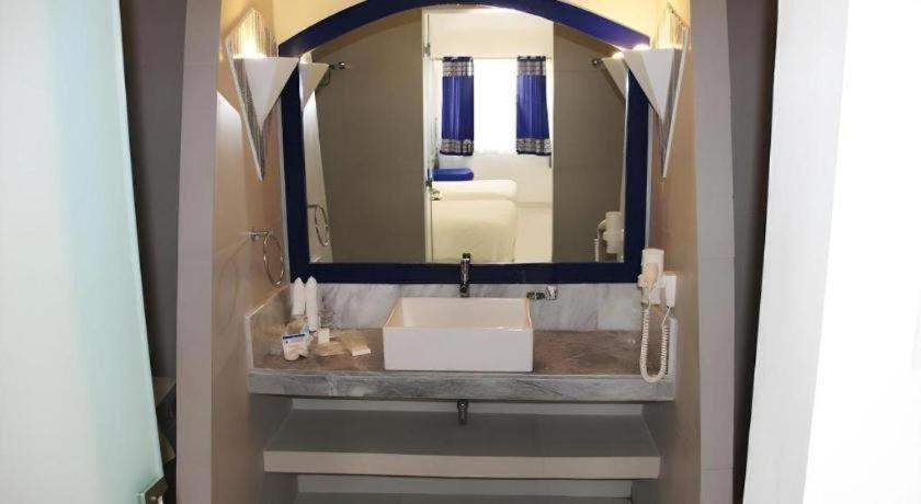 Bathroom 4, Vitalis Villas, Santiago