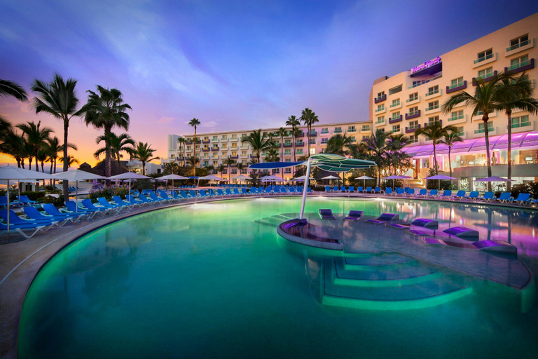 Sport & Beauty 2, Hard Rock Hotel Vallarta, Compostela