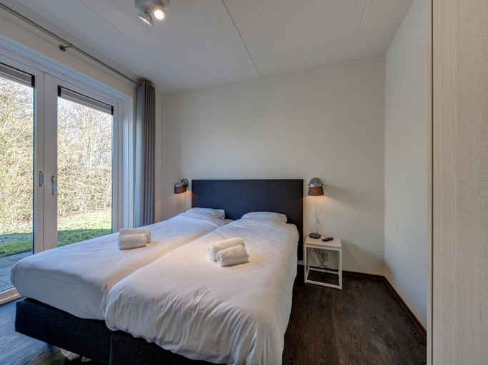 Bedroom 2, Villa near North Sea Beach in De Banjaard, Noord-Beveland