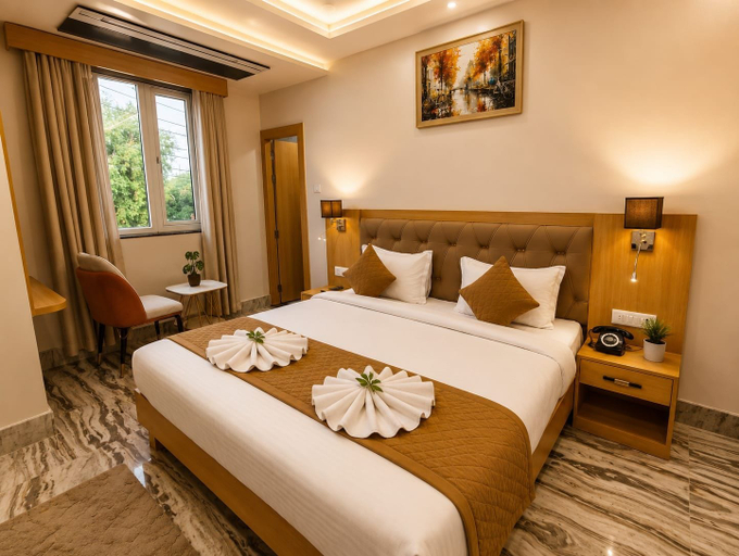 Bedroom 1, Hotel Kashi Crown, Varanasi