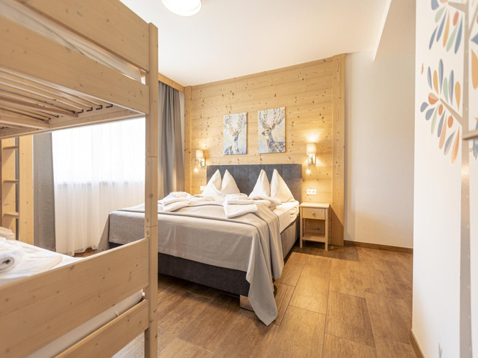 Bedroom 4, Spacious chalet with sauna, Murau
