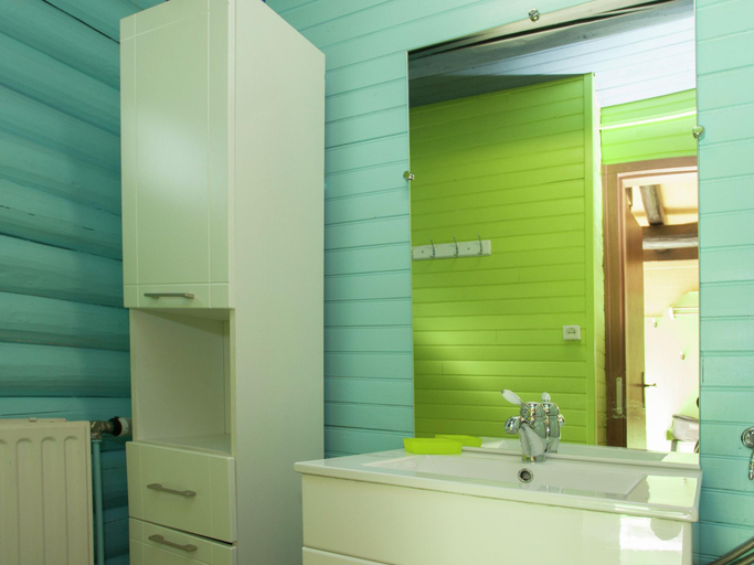 Bathroom 3, Cozy Chalet in Francorchamps, Liège