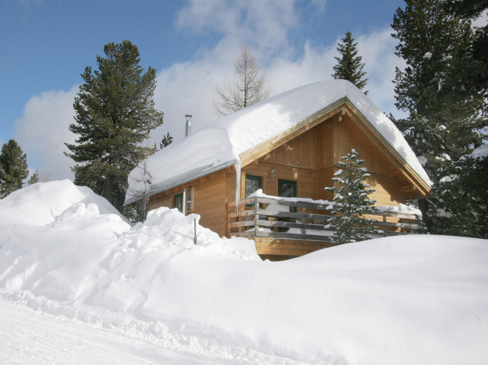 Others 5, Chalet in Turracherhöhe near Ski Slopes, Murau