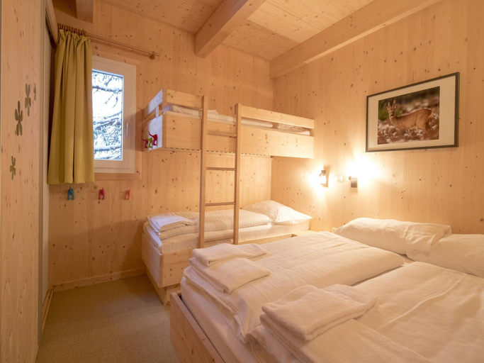 Bedroom 4, Chalet in Austria near Ski Slopes & Sauna, Murau