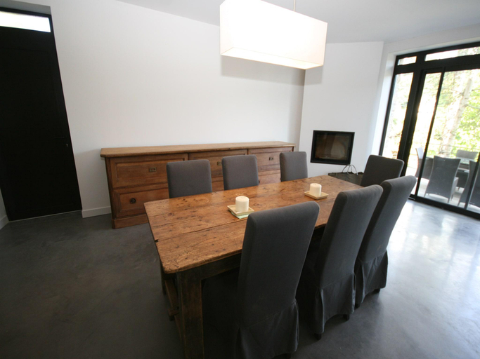Food & Drinks 4, Luxurious Villa in Pont-Aven with Private Pool, Finistère