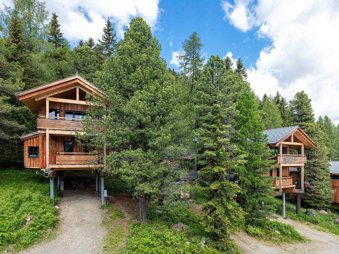 Exterior view 2, Chalet in Alps with Sauna & Whirlpool, Murau