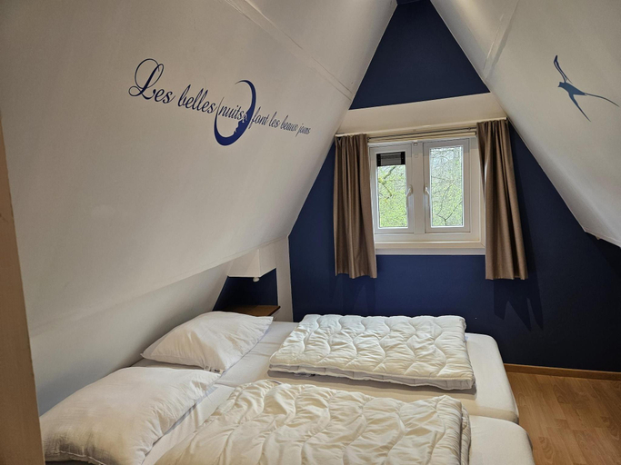 Bedroom 3, Chalet Hideaway in Durbuy Countryside, Luxembourg
