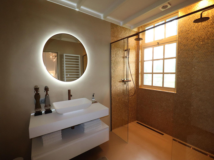 Bathroom 3, Villa in Ommen with Private Pond, Hardenberg
