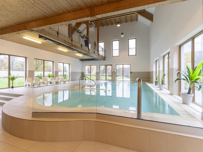 Swimming pool 2, Apartment in Obertraun by Hallstattersee, Gmunden