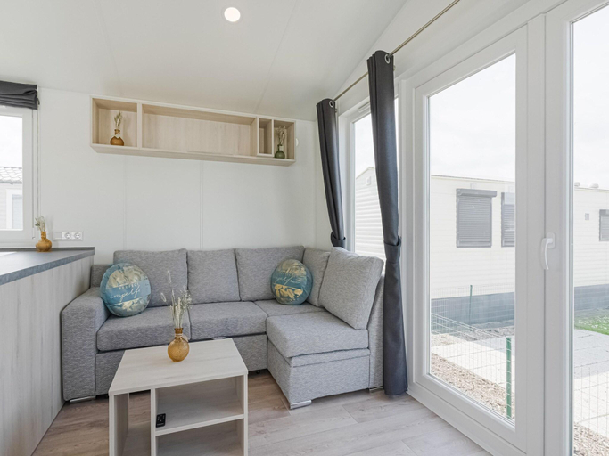 Interior view 4, Middelkerke Mobile Home with Garden, West-Vlaanderen