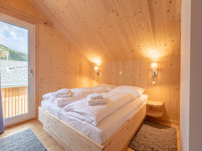 Bedroom 2, Cozy Chalet in Hohentauern: Your Alpine Retreat, Murtal