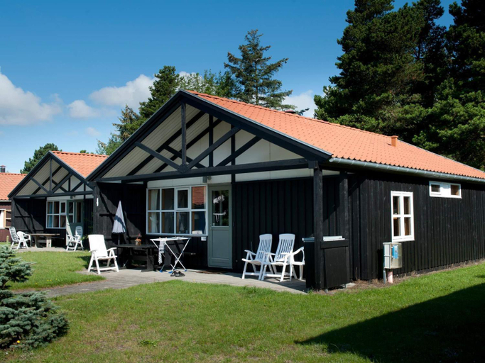 Others 2, 6 person holiday park home in Væggerløse, Guldborgsund
