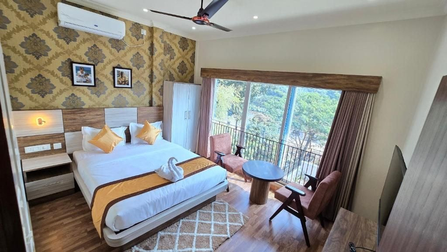 Room 2, White Dove Luxurious Boutique Hotel, Kamrup