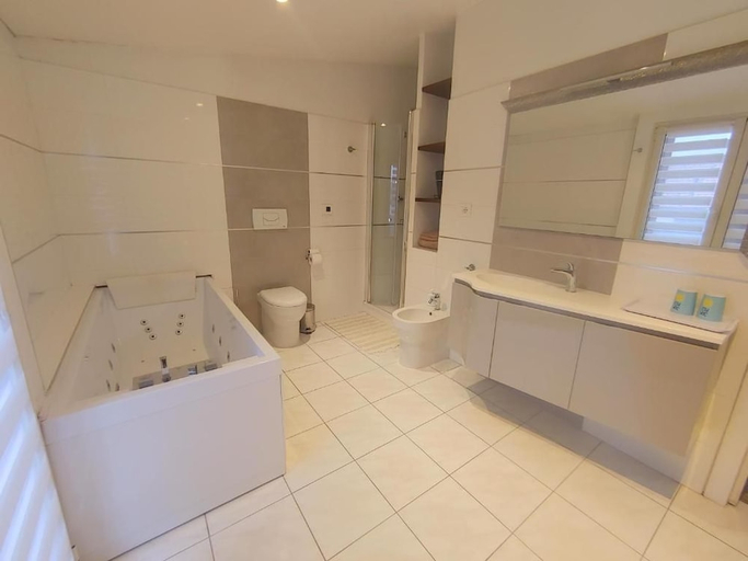 Bathroom 3, La Mansardina, Pesaro E Urbino