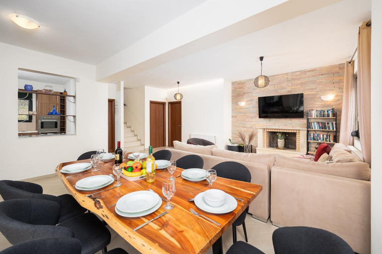 Facilities 5, Villa Olive, Crete