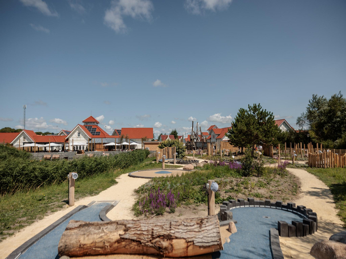 Others 2, Villa near North Sea Beach with Sauna, Sluis