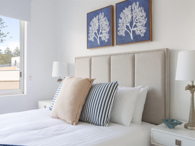 Bedroom 5, MadeComfy Trendy Apartment on Dee Why Beach, Sydney