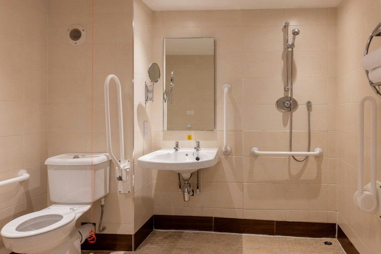 Bathroom, Rosslea Hall Country House, Argyll and Bute