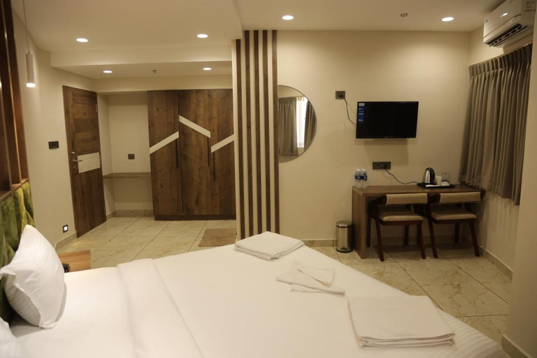 Bedroom 2, Mezkar Residency, Ernakulam