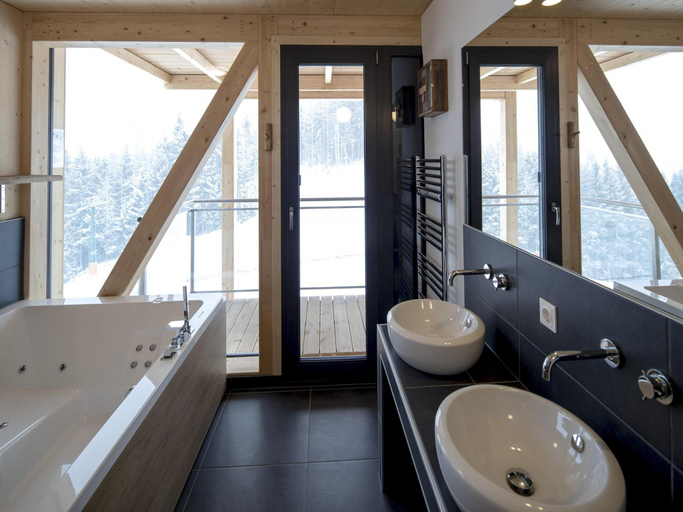 Bathroom 5, Lovely chalet with sauna, Liezen
