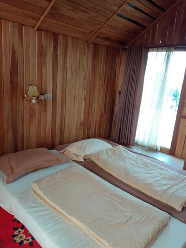 Bedroom 3, Adk Papandayan Homestay and Tour RedPartner, Garut