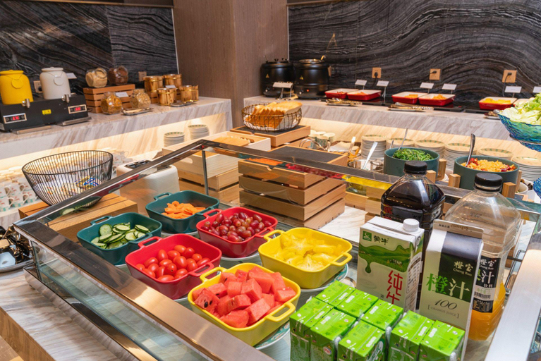 Food & Drinks 5, Echarm Plus Hotel Foshan Wisdom New Town Metro Station, Foshan