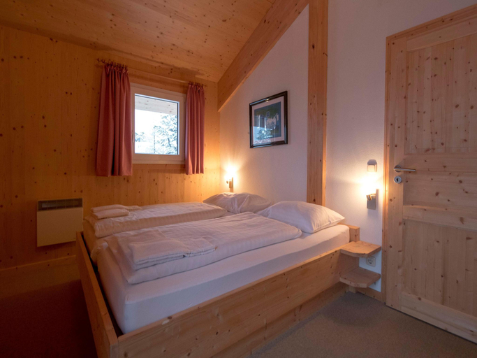 Bedroom 2, Chalet in Austria near Ski Slopes & Sauna, Murau