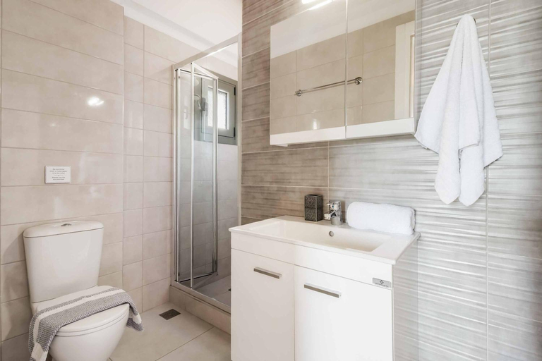 Bathroom 3, Villa Nefeli Lefkas, Ionian Islands