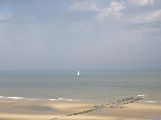 Others 5, Villa in Middelkerke near the Beach, West-Vlaanderen
