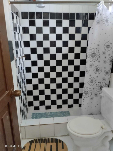 Bathroom 4, The Dream House, Quito