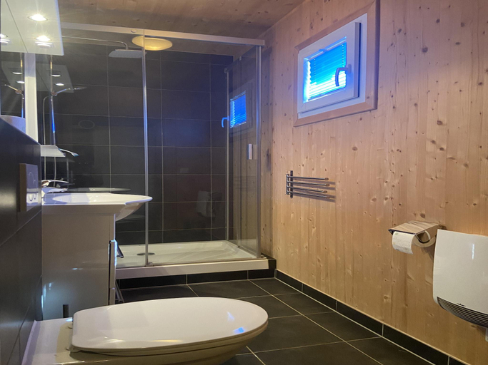 Bathroom 3, Attractive chalet with infrared sauna, Murtal