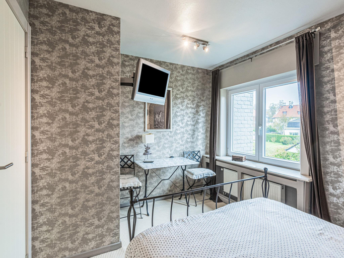 Bedroom 2, Nice holiday home in Westende-Bad with sauna and pingpong, West-Vlaanderen