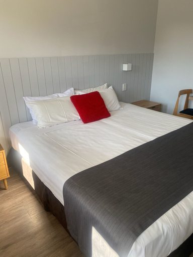 Bedroom 2, Waikerie Hotel Motel, Loxton Waikerie - West